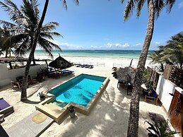 African Paradise Beach Hotel