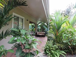Alloro Jungle Villas