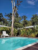 Alloro Jungle Villas