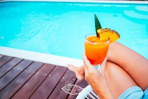 Alloro Jungle Villas