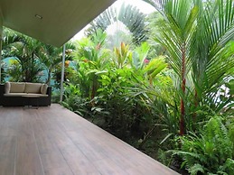 Alloro Jungle Villas