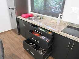 Alloro Jungle Villas