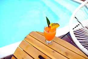 Alloro Jungle Villas