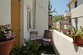 Apartment in Eliashiv 18