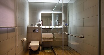 The White Orchid Hotel