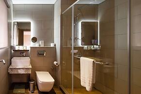 The White Orchid Hotel