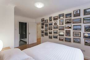 Theed Street by Onefinestay