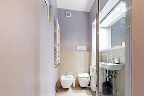 Milan Retreats Duomo