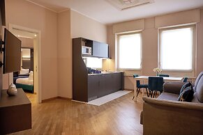 Milan Retreats Duomo