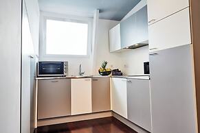 Milan Retreats Duomo