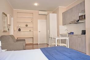 Milan Retreats Duomo