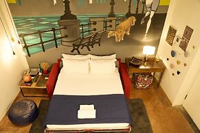 Milan Retreats Duomo