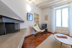 Milan Retreats Duomo