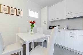 Milan Retreats Duomo