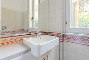 Milan Retreats Duomo