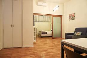 Milan Retreats Duomo