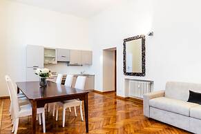 Milan Retreats Duomo