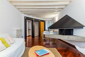 Milan Retreats Duomo