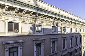 Milan Retreats Duomo