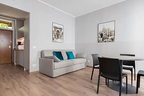 Milan Retreats Duomo