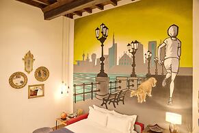 Milan Retreats Duomo