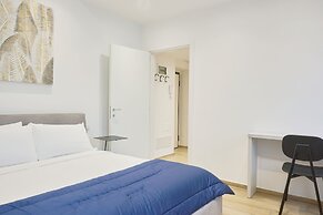 Milan Retreats Duomo