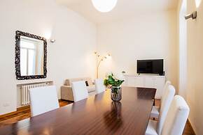 Milan Retreats Duomo