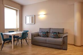 Milan Retreats Duomo