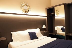 Milan Retreats Duomo