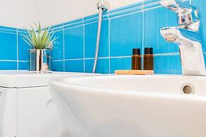 Milan Retreats Duomo