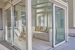 Milan Retreats Duomo