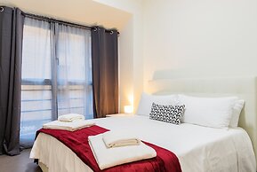 Milan Retreats Duomo