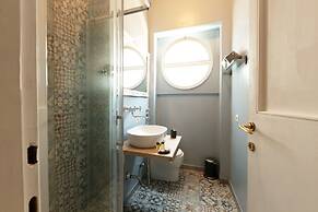 Milan Retreats Duomo