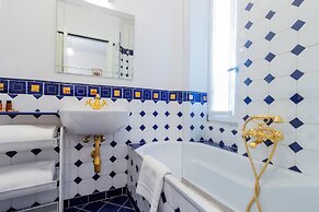 Milan Retreats Duomo