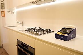 Milan Retreats Duomo