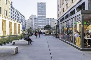 Milan Retreats Duomo