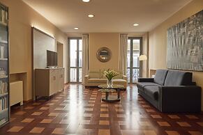 Milan Retreats Duomo