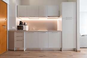 Milan Retreats Duomo