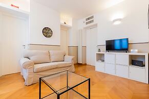 Milan Retreats Duomo