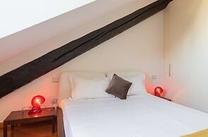 Milan Retreats Duomo