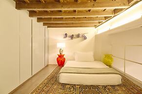 Milan Retreats Duomo