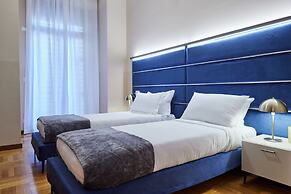 Milan Retreats Duomo