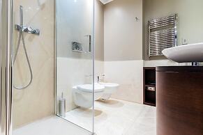 Milan Retreats Duomo