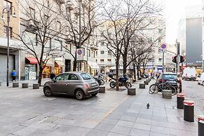 Milan Retreats Duomo