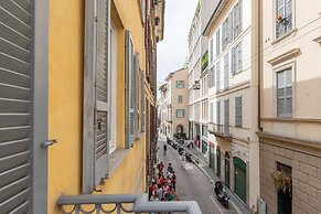 Milan Retreats Duomo