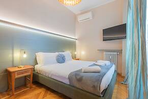 Milan Retreats Duomo