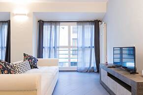 Milan Retreats Duomo