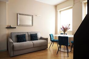 Milan Retreats Duomo