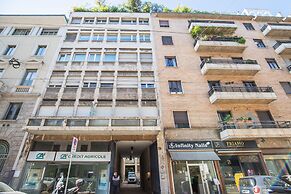 Milan Retreats Duomo