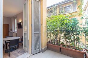 Milan Retreats Duomo